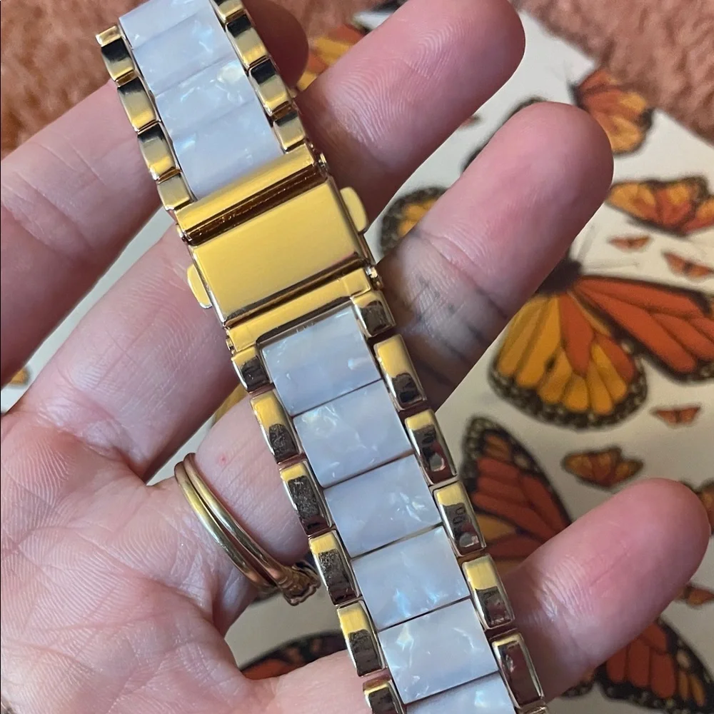 Elegant rose gold/marble inspired Apple Watch Band
